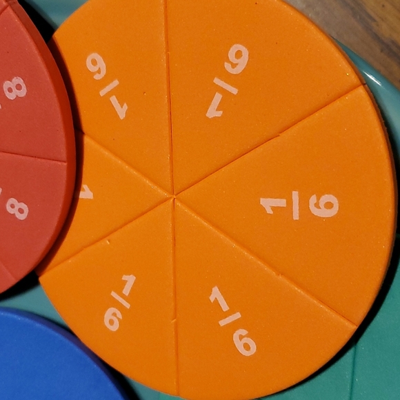 Teacher Created Resources® Foam Fraction Circles. Educational. 51 pieces. NWOT - Picture 5 of 10